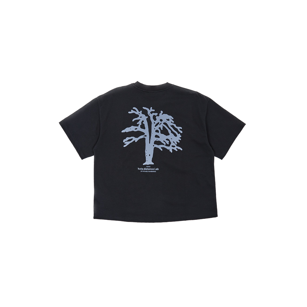 Kuta Distance Lab - Botanikk Tee 004 (Black)