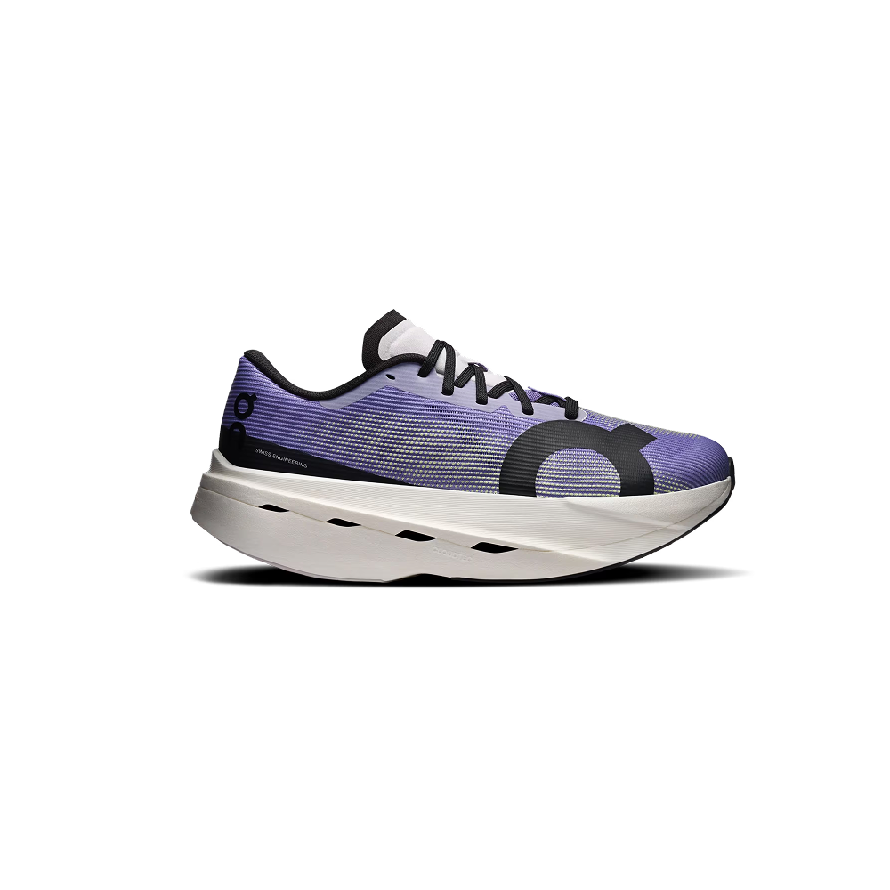 On - Women's Cloudboom Volt