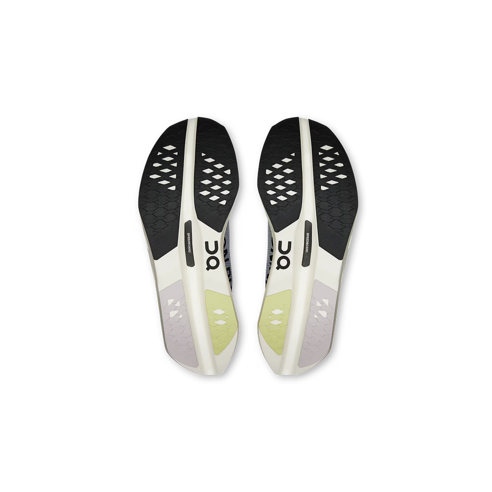 On - Women's Cloudboom Volt