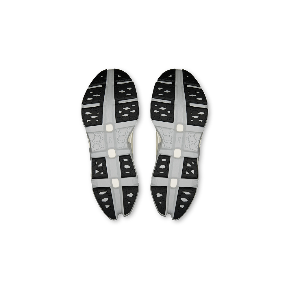 On - Women's Cloudmonster 3 Hyper