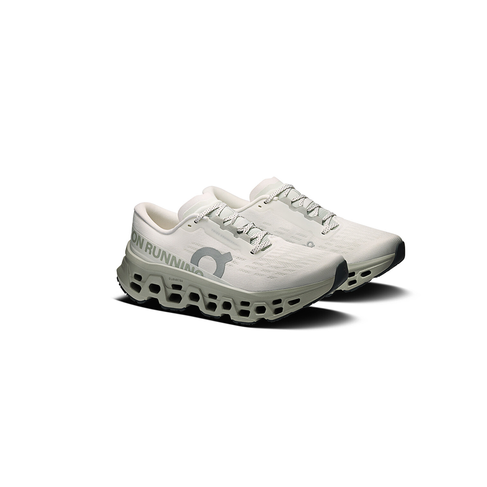 On - Women’s Cloudmonster 3
