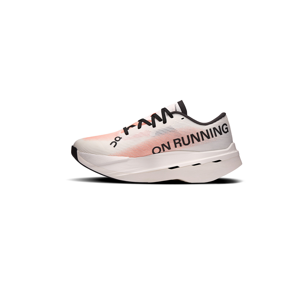 On - Women’s Cloudboom Volt