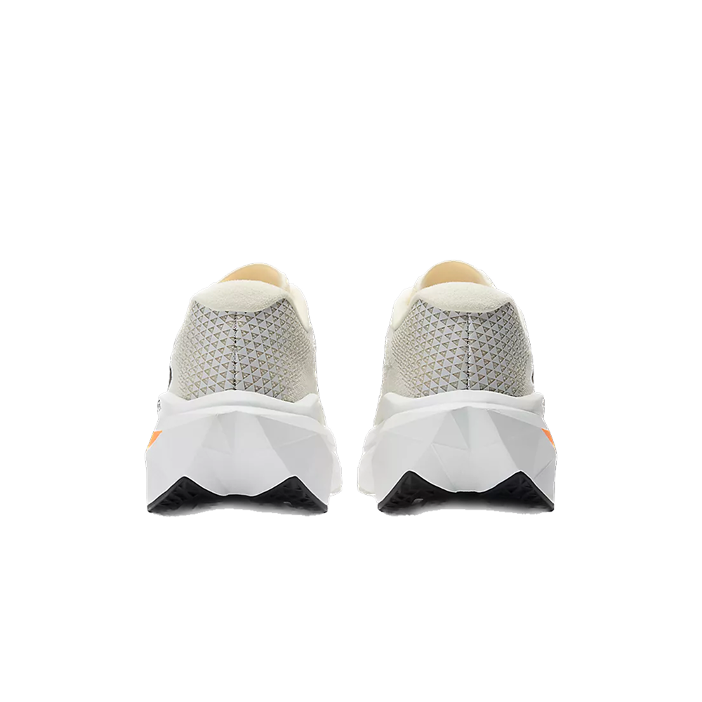 New Balance - Women's FuelCell SuperComp Trainer v3