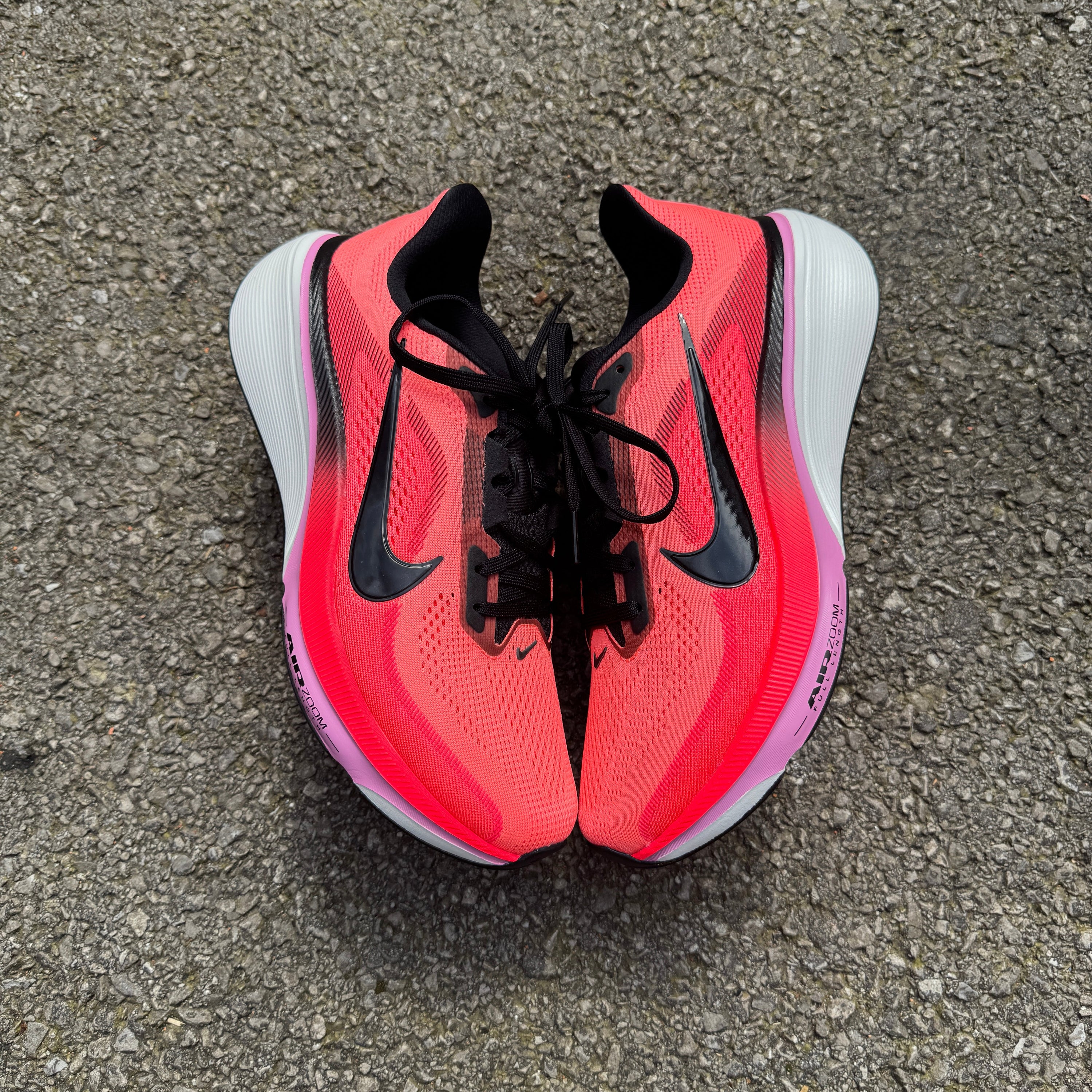 EVERYDAY RUNNING SHOES