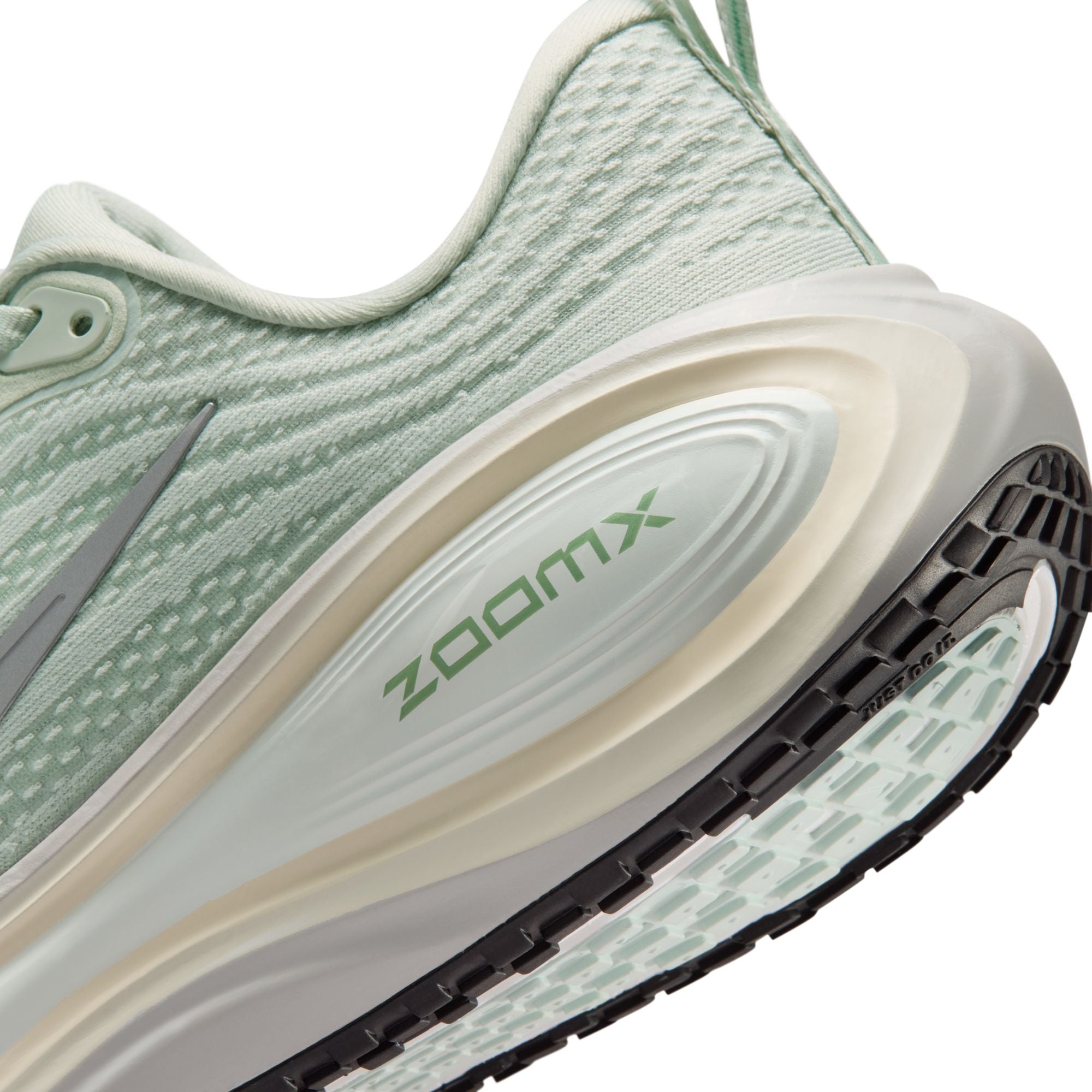 Nike - Women's Vomero Plus
